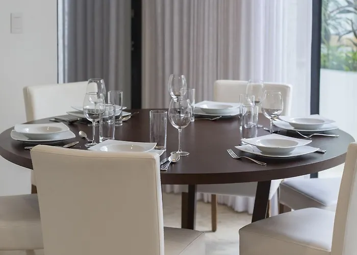 Anah Aparthotel 4*