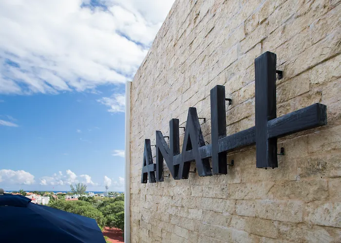 Anah Aparthotel
