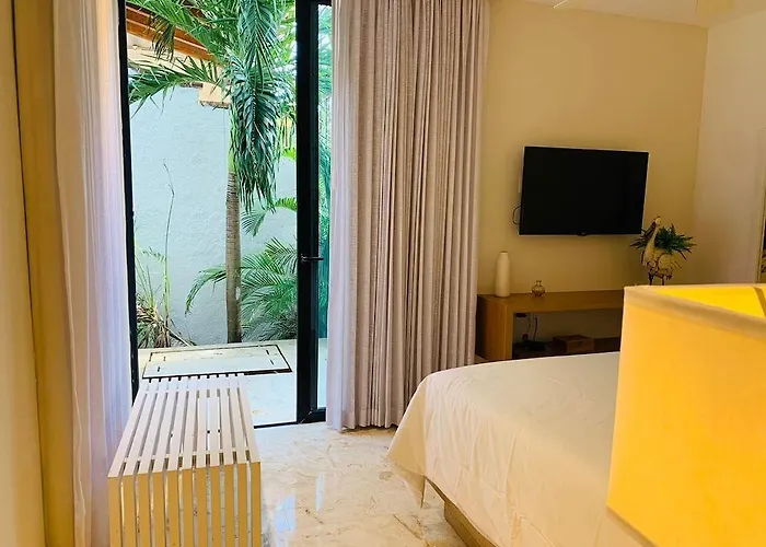 Anah Playa del Carmen