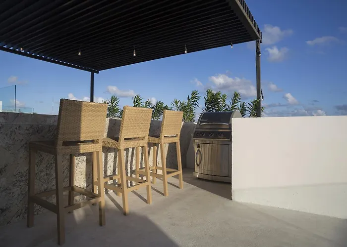 Anah Aparthotel